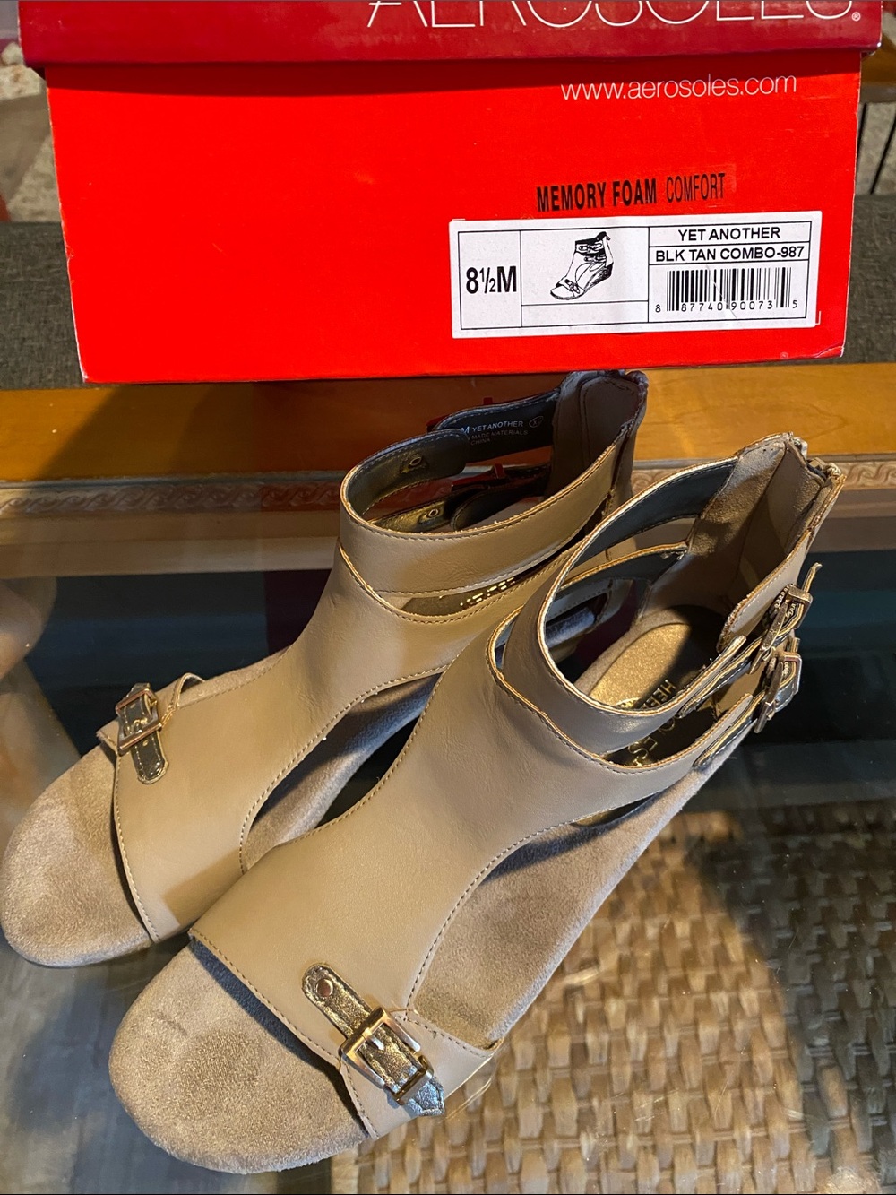 AEROSOLES Tan Open-Toe Sandals with Double Ankle Buckles